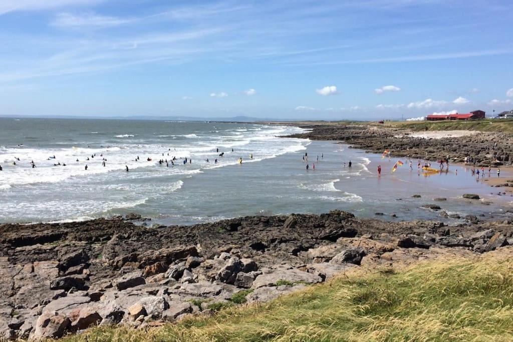 Spacious Holiday Home In Porthcawl Exterior foto