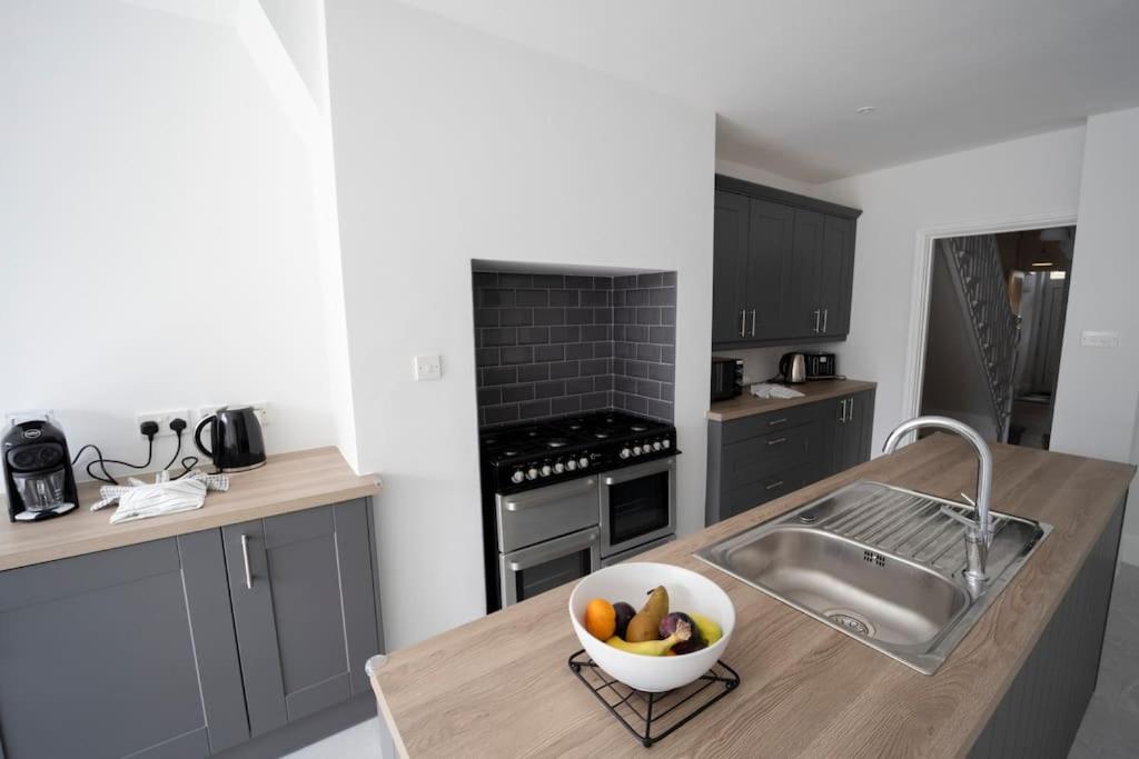 Spacious Holiday Home In Porthcawl Exterior foto